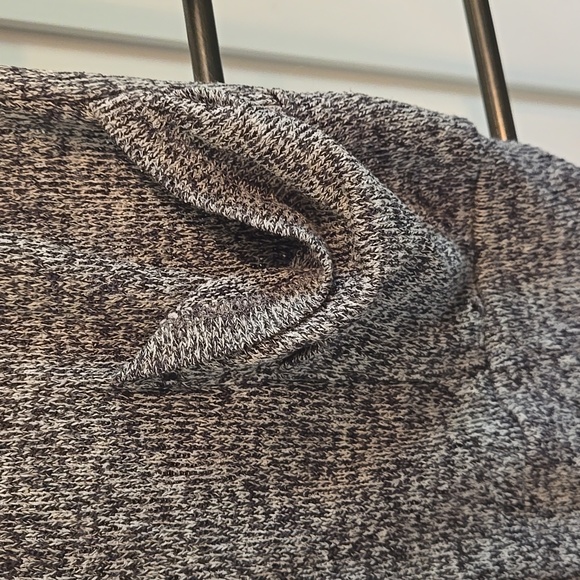 Greay front button cardigan - Picture 3 of 4